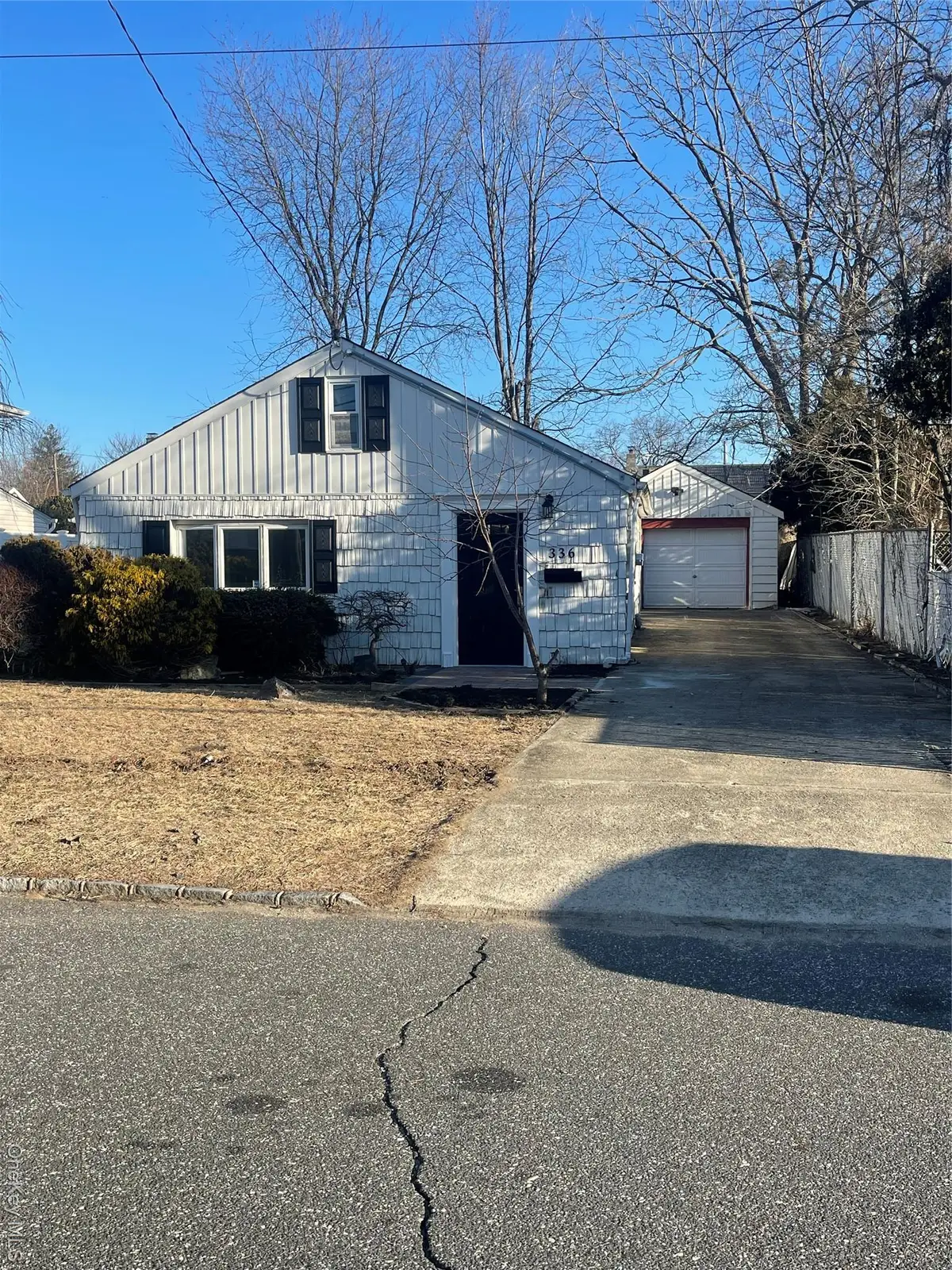 336 51st Street, Lindenhurst, NY 11757 - Image #1