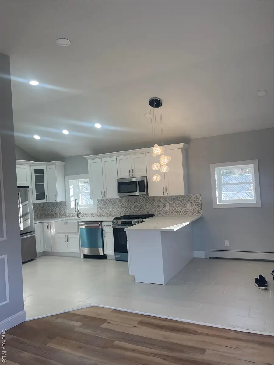 336 51st Street, Lindenhurst, NY 11757 - Image #2