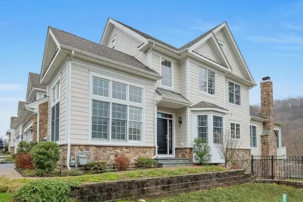 46 Dennis Lane, Pleasantville, NY 10570