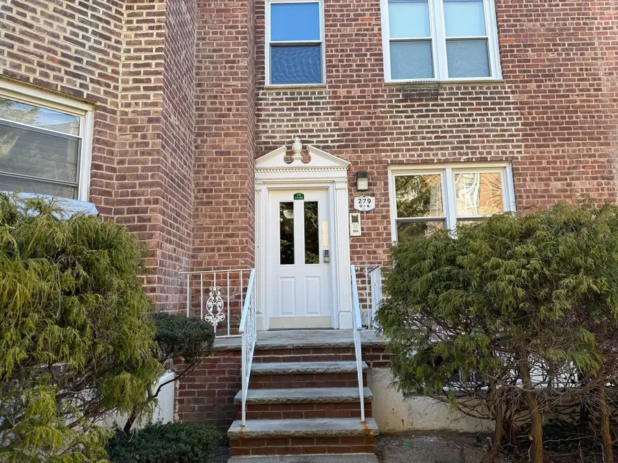279 Cedarhurst Avenue #G-6, Cedarhurst, NY 11516 - Image #2