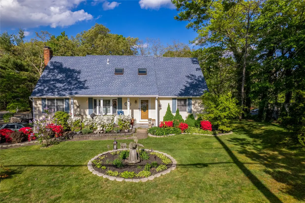 337 Mount Sinai Coram Road, Mount Sinai, NY 11766 - Image #1