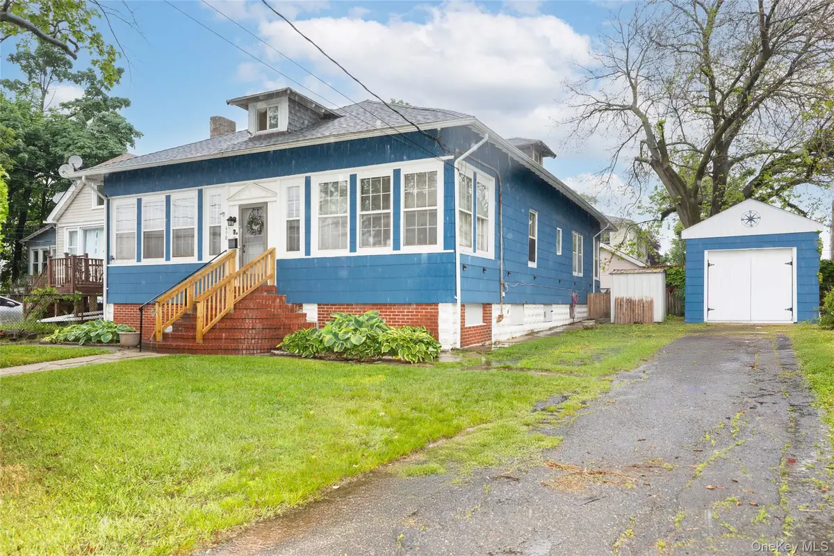 690 Minnieford Avenue, Bronx, NY 10464 - Image #1