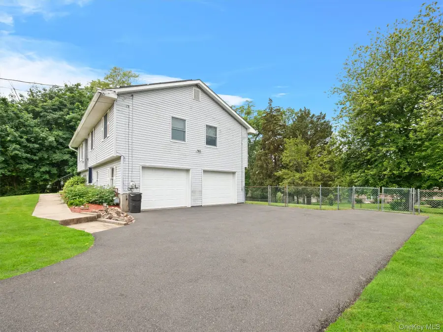 215 Old Haverstraw Road, Congers, NY 10920 - Image #2