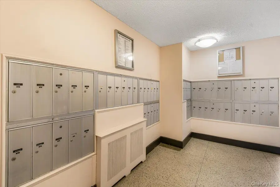 30 Fleetwood Avenue #4B, Mount Vernon, NY 10552 - Image #3