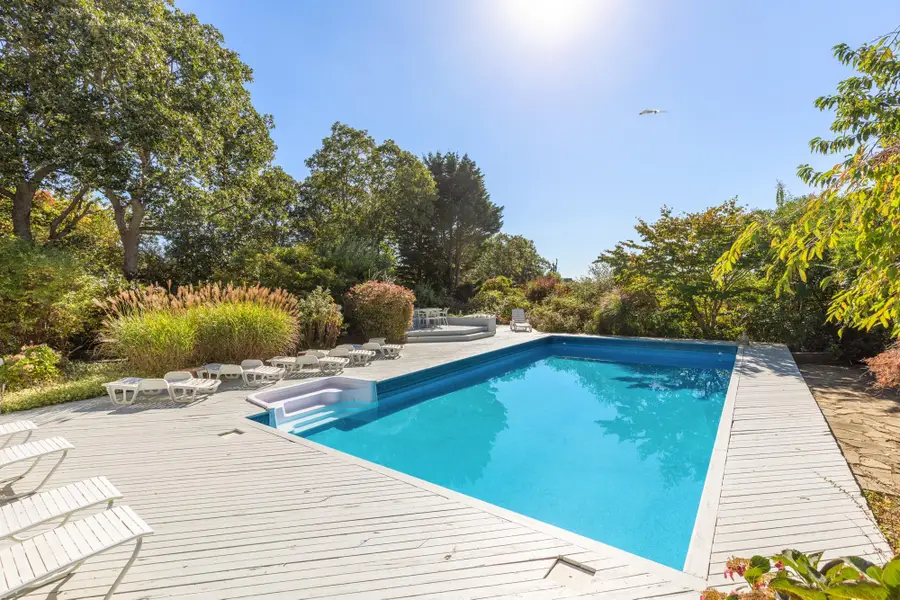 29 Kenwood Road, Southampton, NY 11968 - Image #2