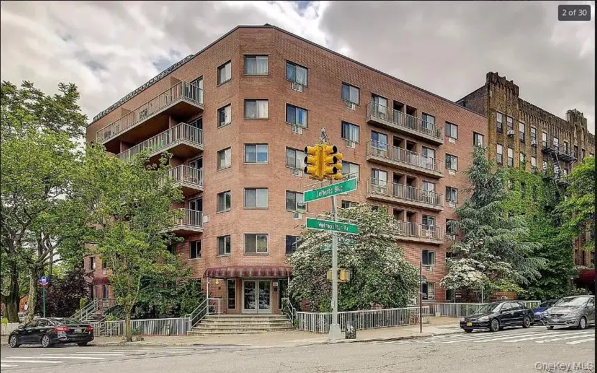 118-82 Metropolitan Avenue #1B, Kew Gardens, NY 11415 - Image #2