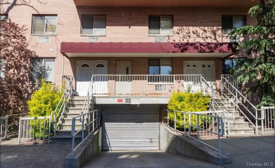 118-82 Metropolitan Avenue #1B, Kew Gardens, NY 11415 - Image #3