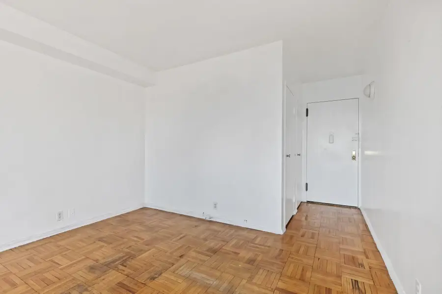 6 Fordham Hill Oval #69C, Bronx, NY 10468 - Image #2