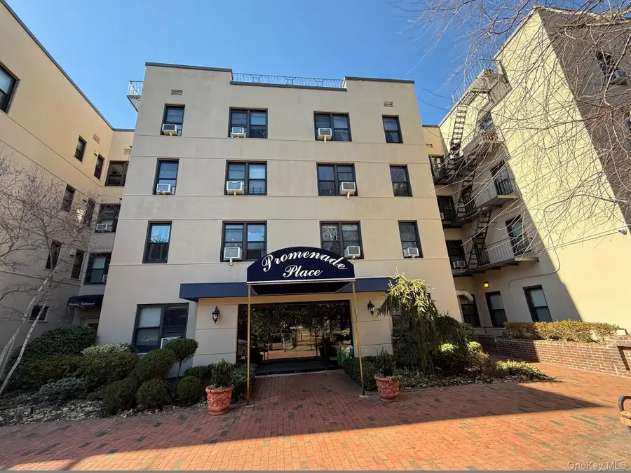 11 Wooleys Lane #1k, Great Neck, NY 11023 - Image #2