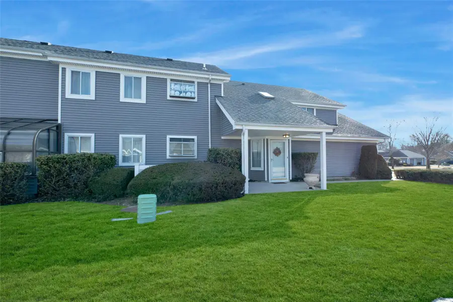 107 E Midland Pond Court, Moriches, NY 11955 - Image #3