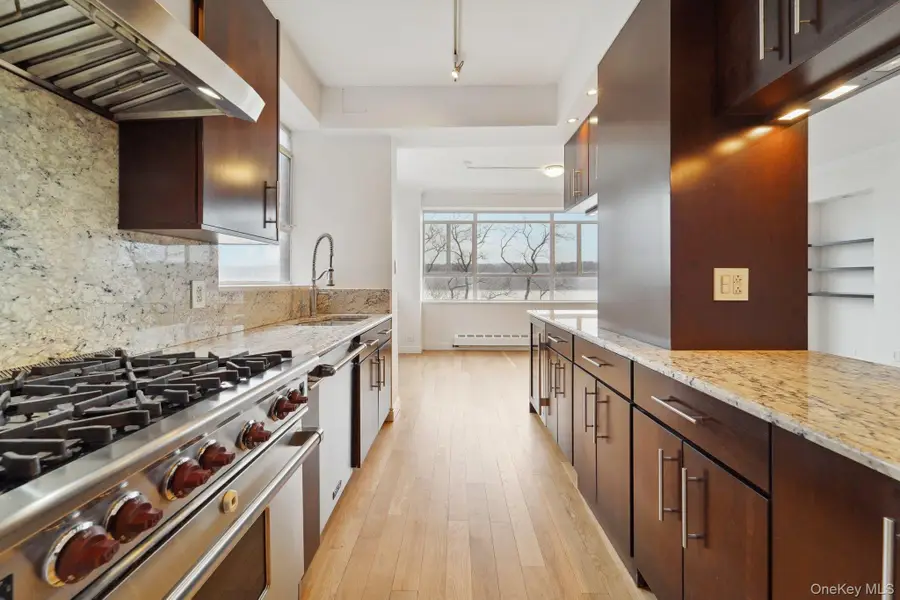 2727 Palisade Avenue #4H, Bronx, NY 10463 - Image #2