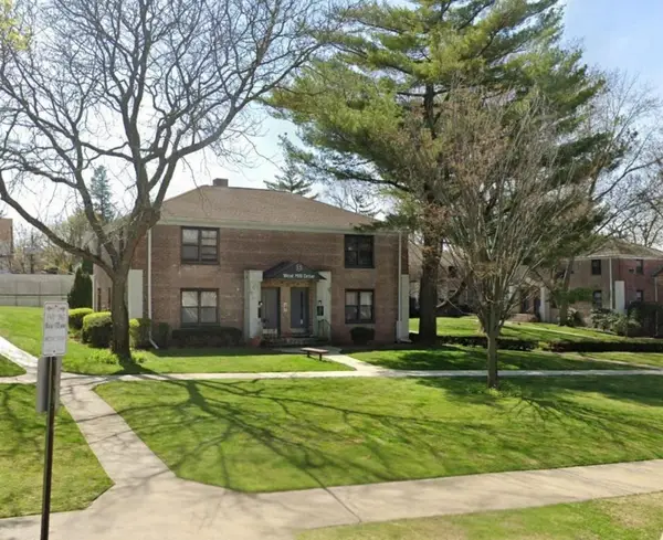 13 W Mill Drive #1A, Great Neck, NY 11021