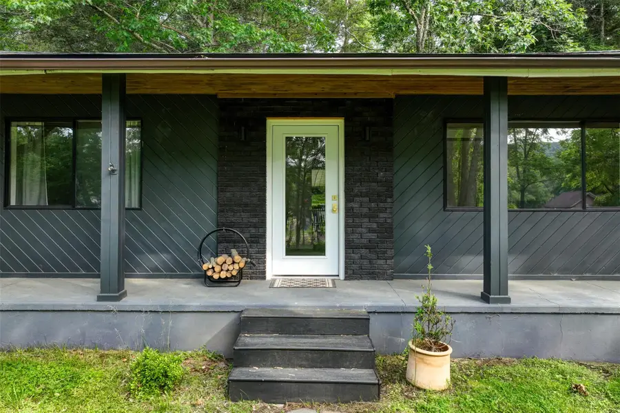 33 4th Street, Narrowsburg, NY 12764 - #2