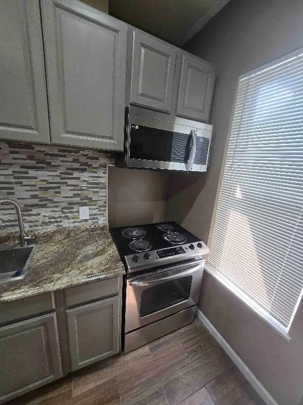 52 Lander Street, Newburgh, NY 12550 - Image #3