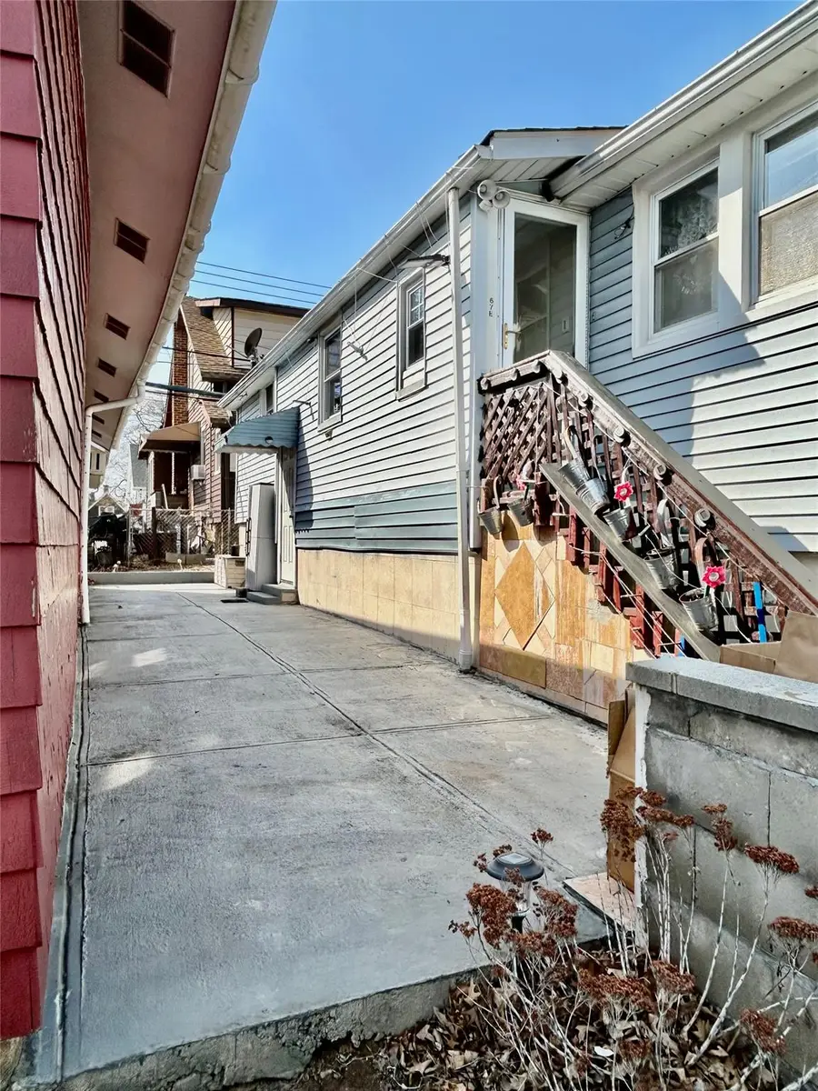 67 Edgewater Park Drive #67E, Bronx, NY 10465 - Image #2