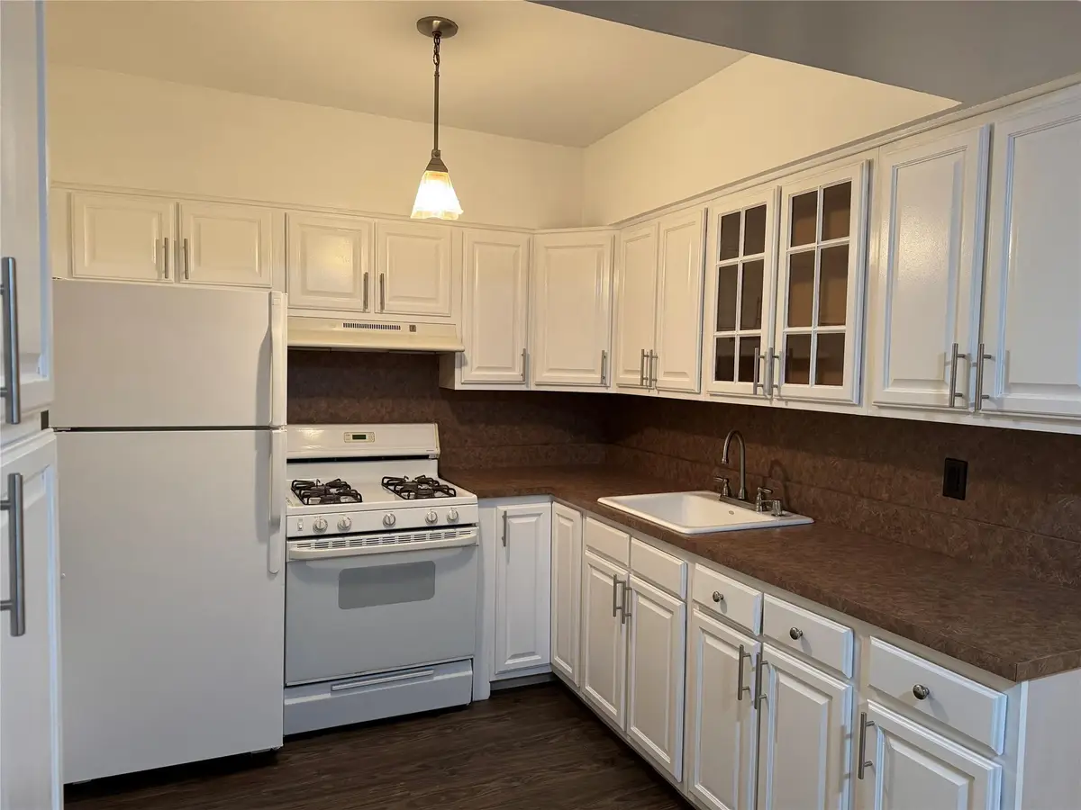 1725 Edison Avenue #2D, Bronx, NY 10461 - Image #1