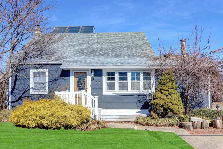 155 Throop Street, West Babylon, NY 11704 - Image #2