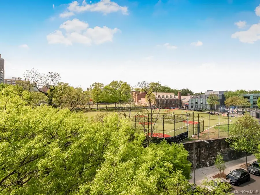 3840 Greystone Avenue #5L, Bronx, NY 10463 - Image #3