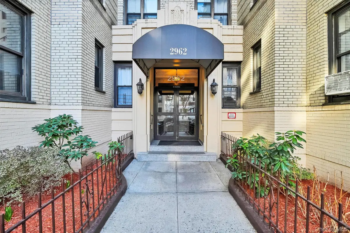 2962 Decatur Avenue #5th Floor, Bronx, NY 10458 - Image #1