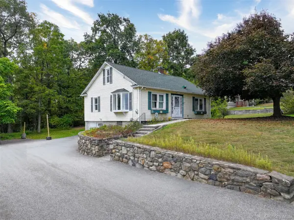93 Weygant Hill, Highland Mills, NY 10930