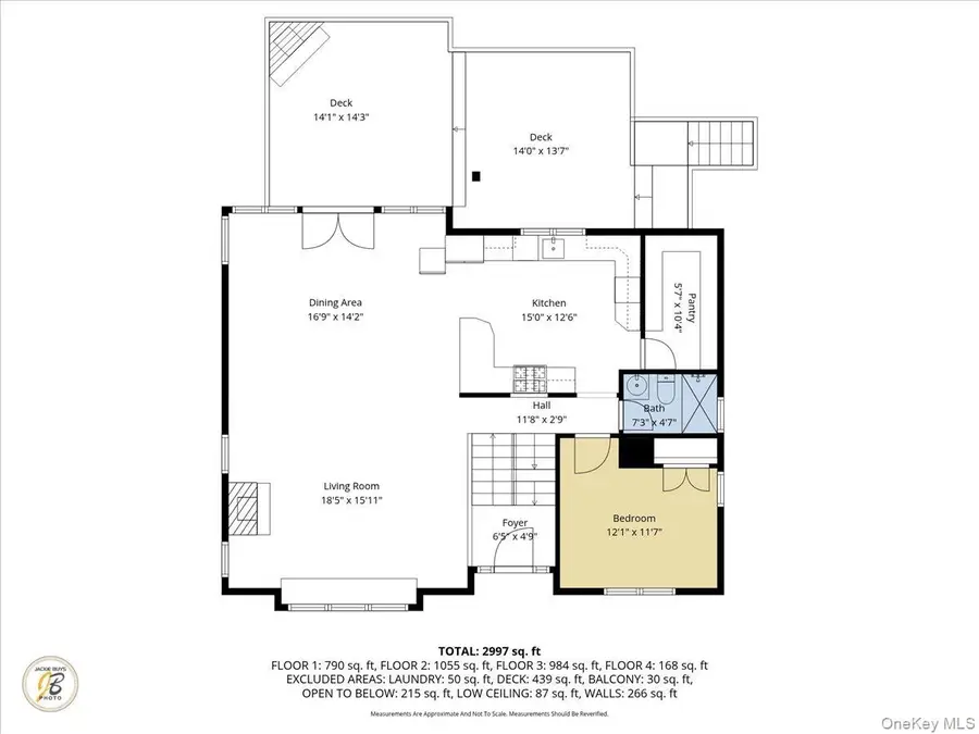 35 Jackson Avenue W, Babylon, NY 11702 - Image #2