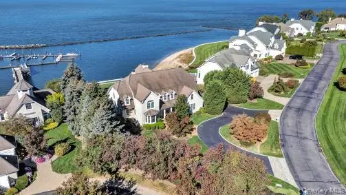 48 Pembroke Drive, Glen Cove, NY 11542 - Image #1