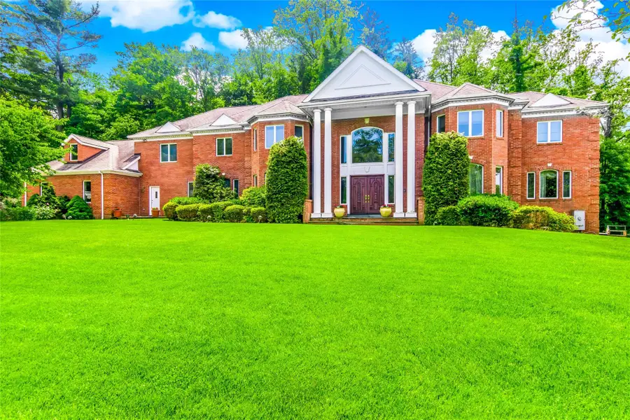 3 Vandalay Court, Scarsdale, NY 10583 - Image #2