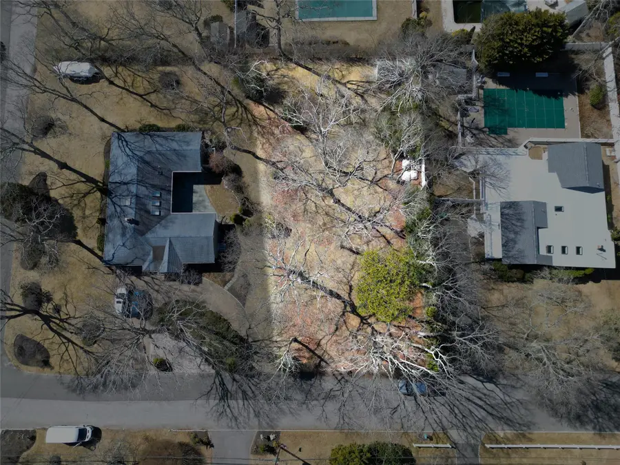 12 Landing Lane, East Quogue, NY 11942 - Image #3