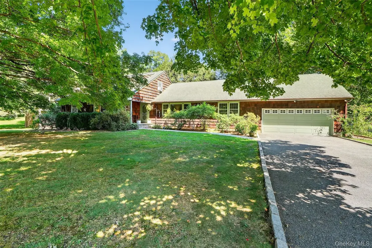 2 Somerset Drive, Somers, NY 10589 - Image #1