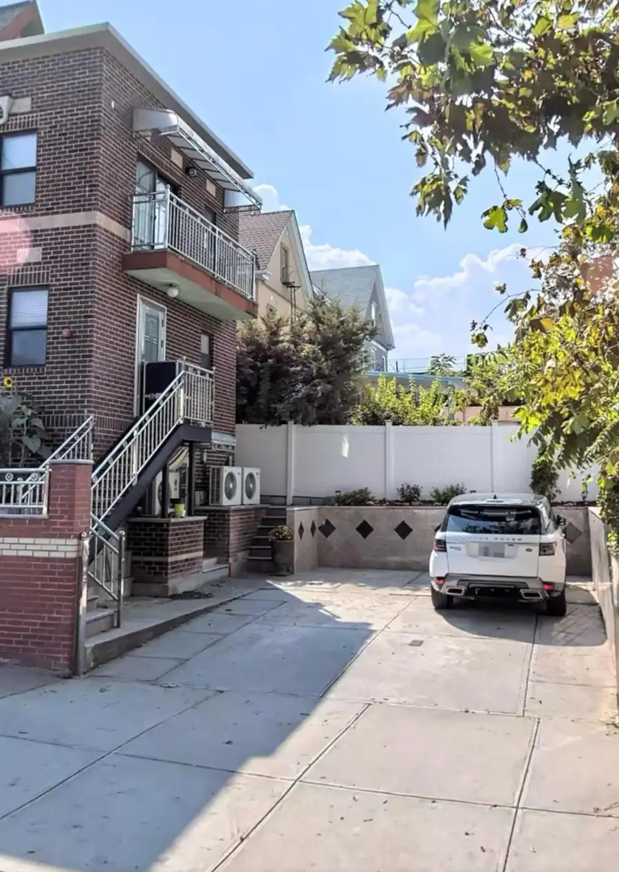 125-19 14th Avenue, College Point, NY 11356 - Image #3