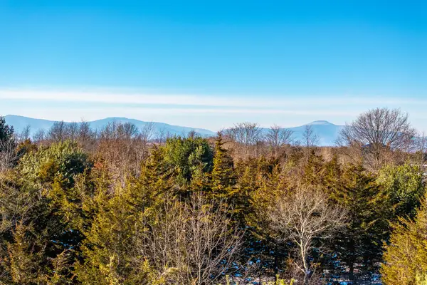 33 Vosburgh Road, Red Hook, NY 12571