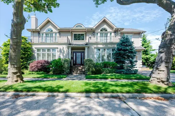 83 Ithaca Avenue, Atlantic Beach, NY 11509