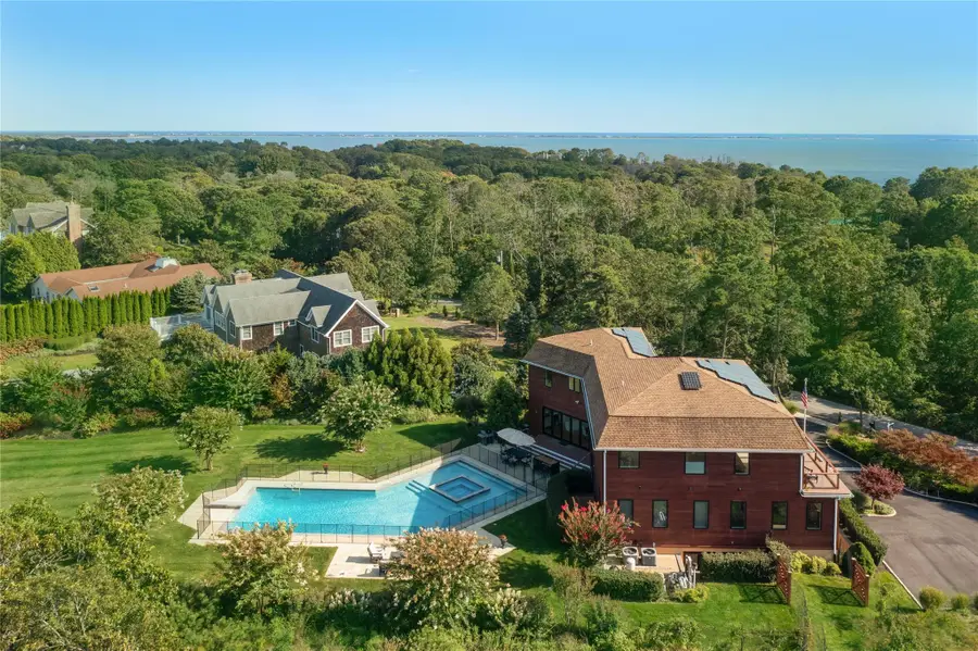 89 Old Canoe Place Road, Hampton Bays, NY 11946 - Image #3