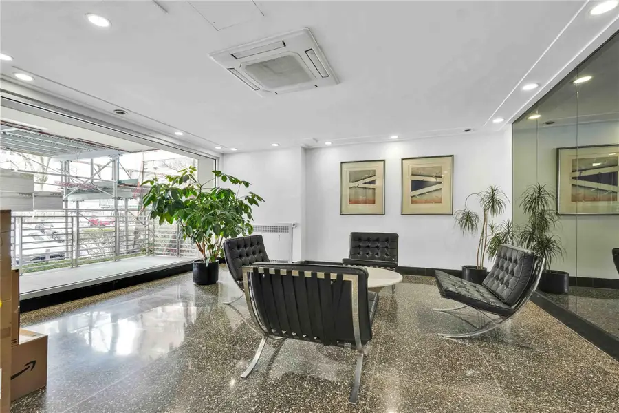 225 Adams Street #1H, Brooklyn, NY 11201 - Image #2