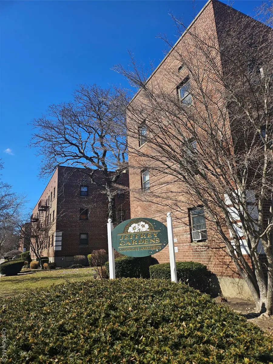 46-40 216 Street #3B, Bayside, NY 11361 - Image #2