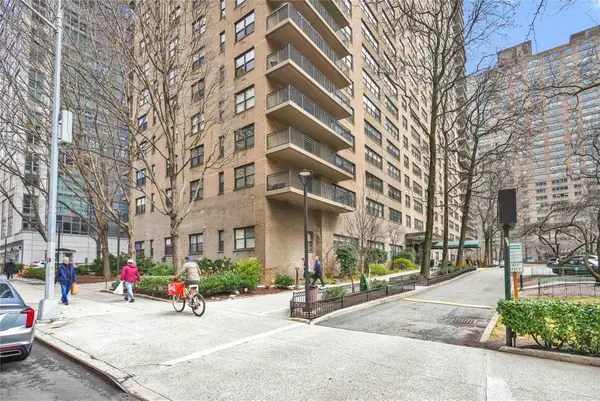 180 W End Avenue #23G, New York (Manhattan), NY 10023