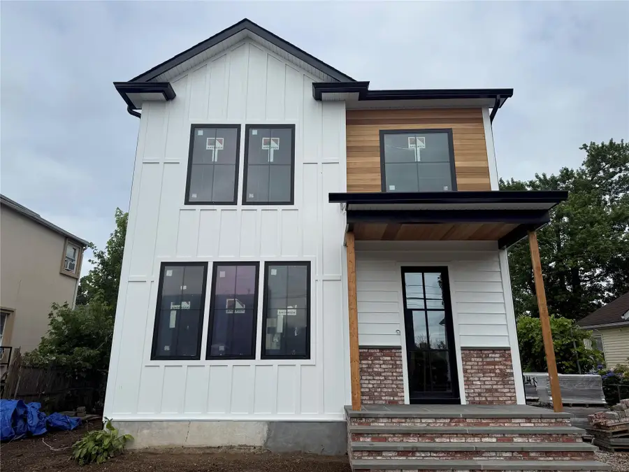 130 Albany Avenue, Westbury, NY 11590 - #2