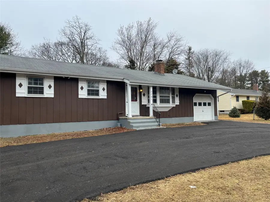 2761 Montauk Highway, Brookhaven, NY 11719 - Image #2