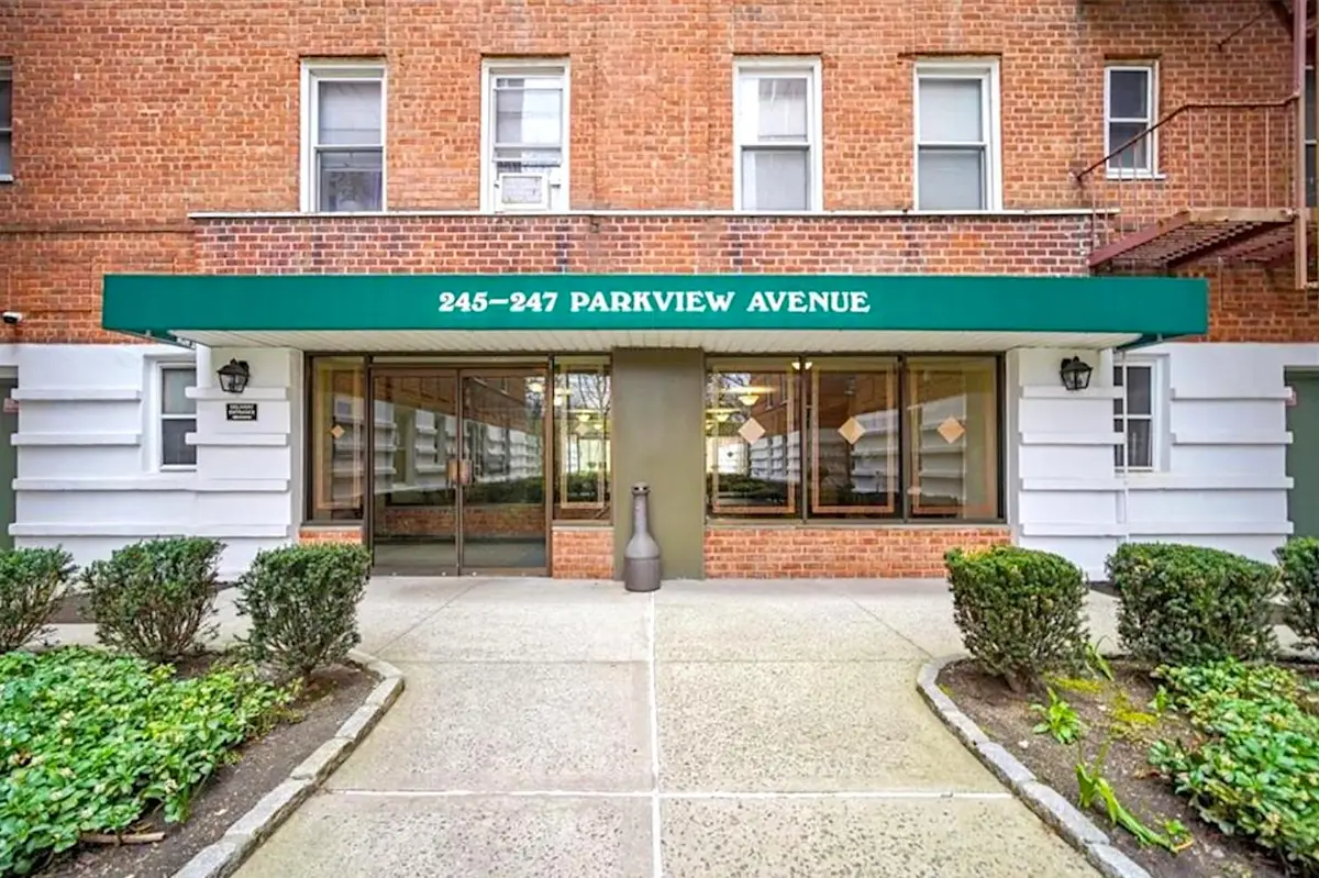 247 Parkview Avenue #3P, Bronxville, NY 10708 - Image #1
