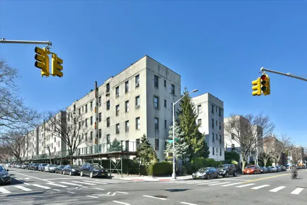 21-16 35 Street #1B, Astoria, NY 11105