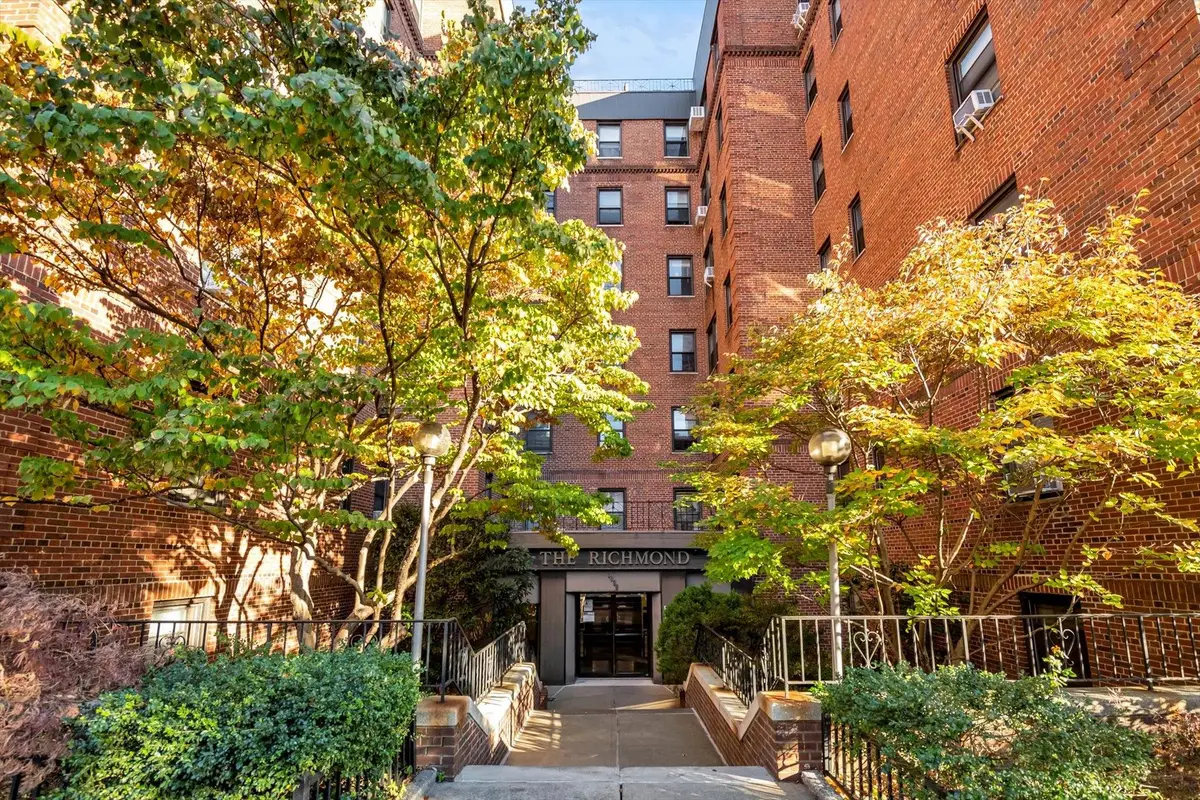 3636 Greystone Avenue #6M, Bronx, NY 10463 - Image #1
