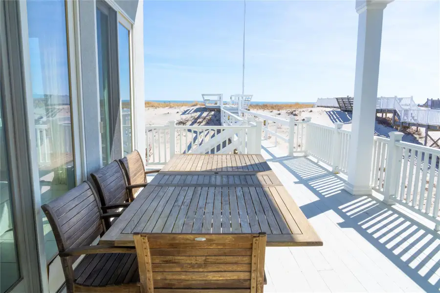 861 Dune Road, Westhampton Beach, NY 11978 - Image #2