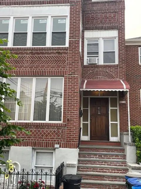 2010 Hobart Avenue, Bronx, NY 10461