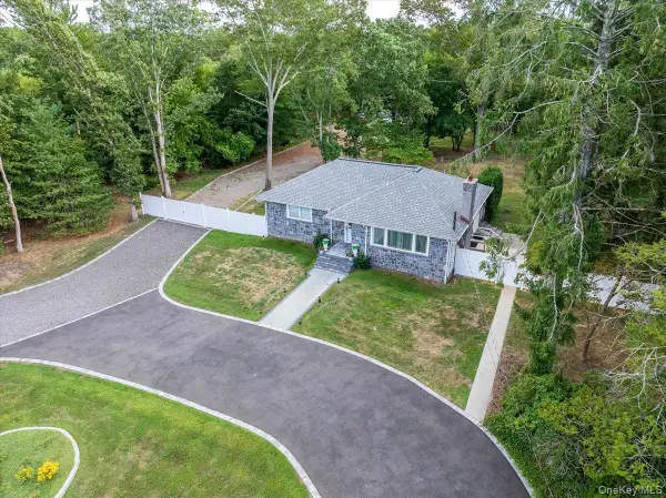 64 Sea Cliff Street, Islip Terrace, NY 11752