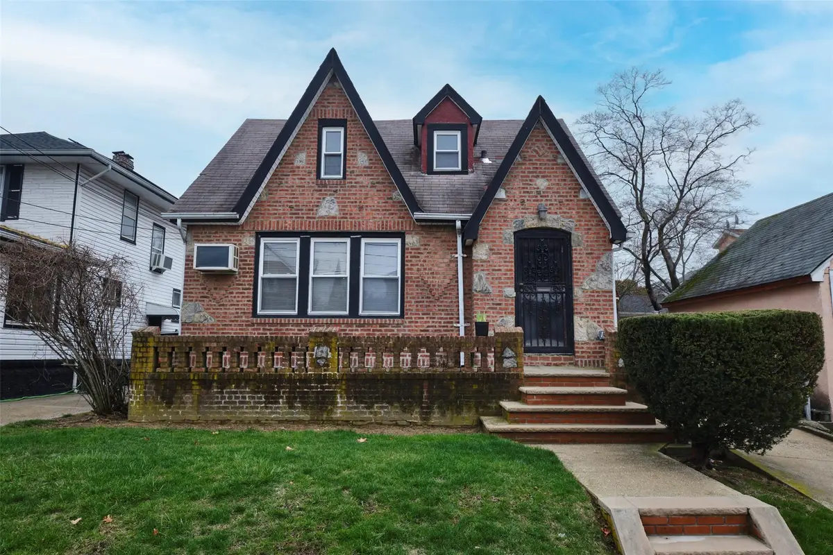 135-47 229th Street, Laurelton, NY 11413 - Image #1