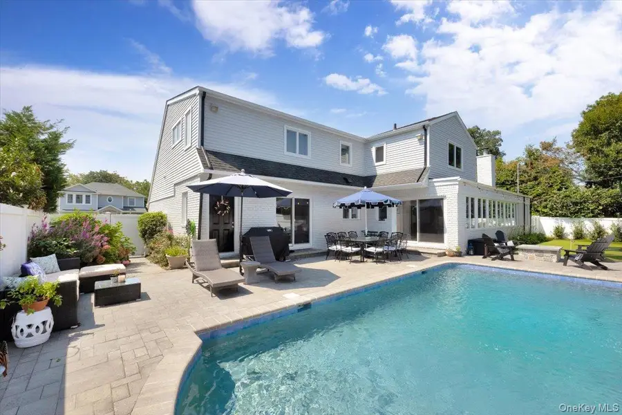 111 Berkshire Road, Rockville Centre, NY 11570 - Image #2