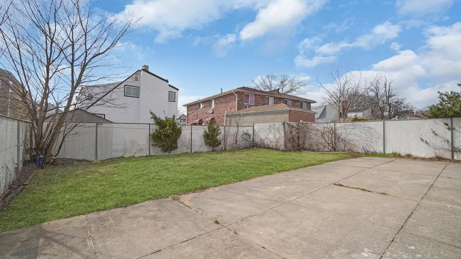 120-60 200 St, Jamaica, NY 11412 - Image #3