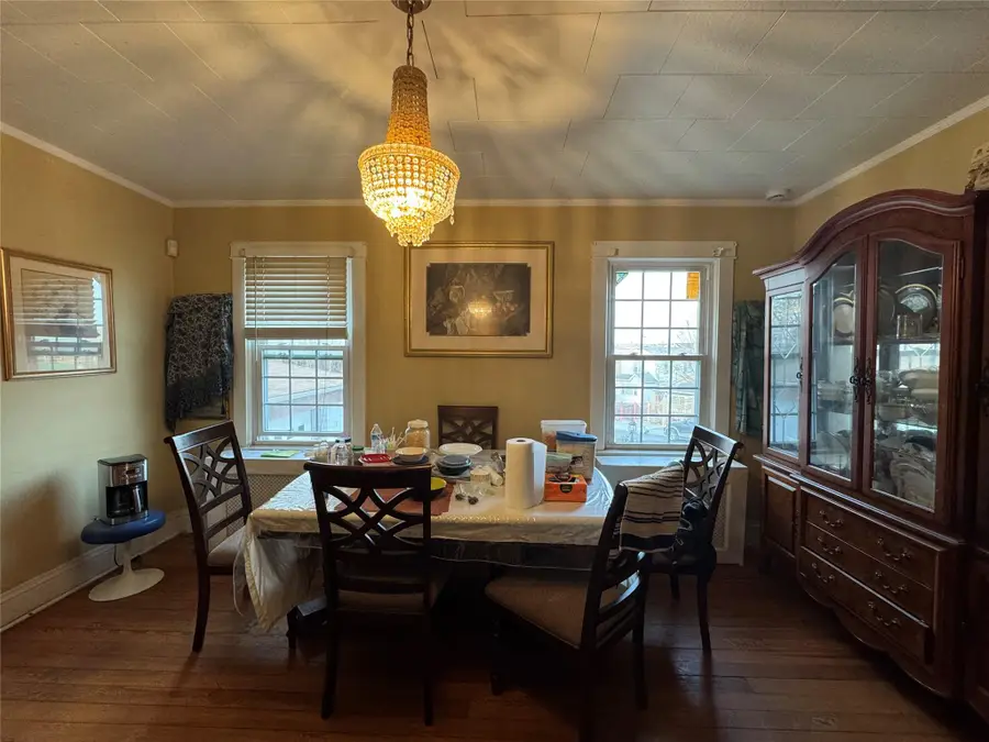 2543 Bouck Avenue, Bronx, NY 10469 - Image #2