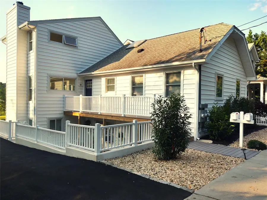 16 The Boulevard, Sea Cliff, NY 11579 - Image #3