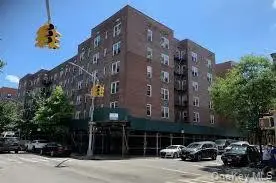 4240 Bowne St #2j, Flushing, NY 11355 - Image #1